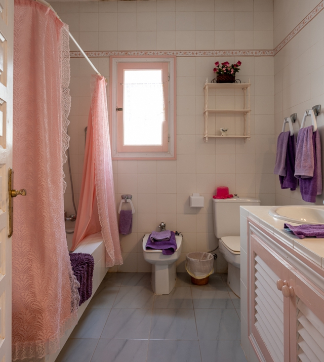 Resa estates Ibiza can furnet 2022 house for sale villa pool bathroom pink .jpg